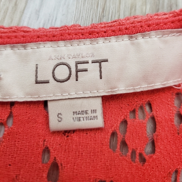 LOFT blouse - Picture 2 of 7